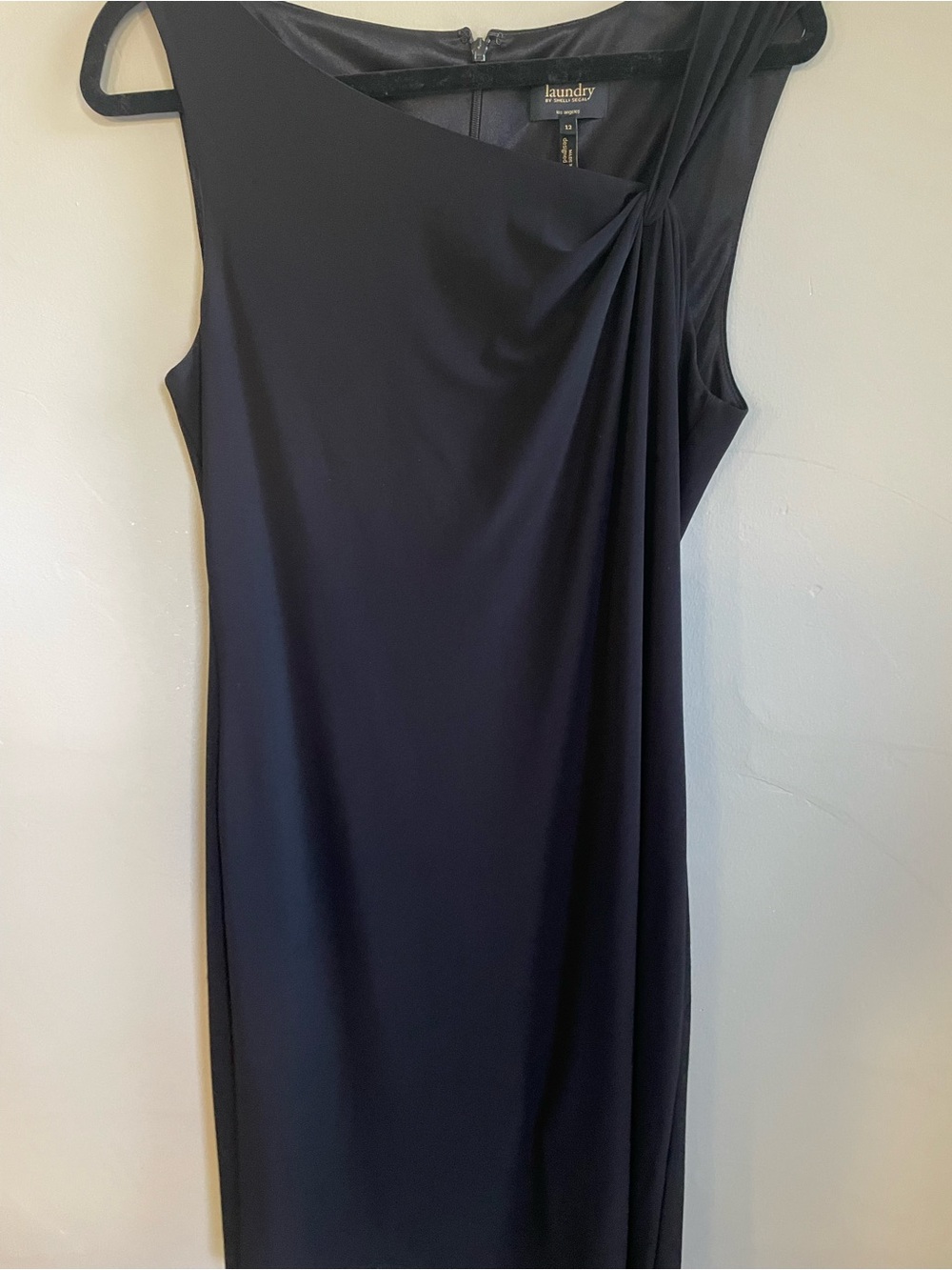 Laundry By Shelli Segal One-Shoulder Black Twist-Detail Dress